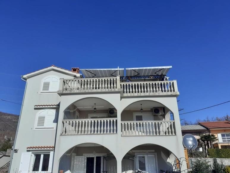 אופטיה Apartments Ljubas מראה חיצוני תמונה
