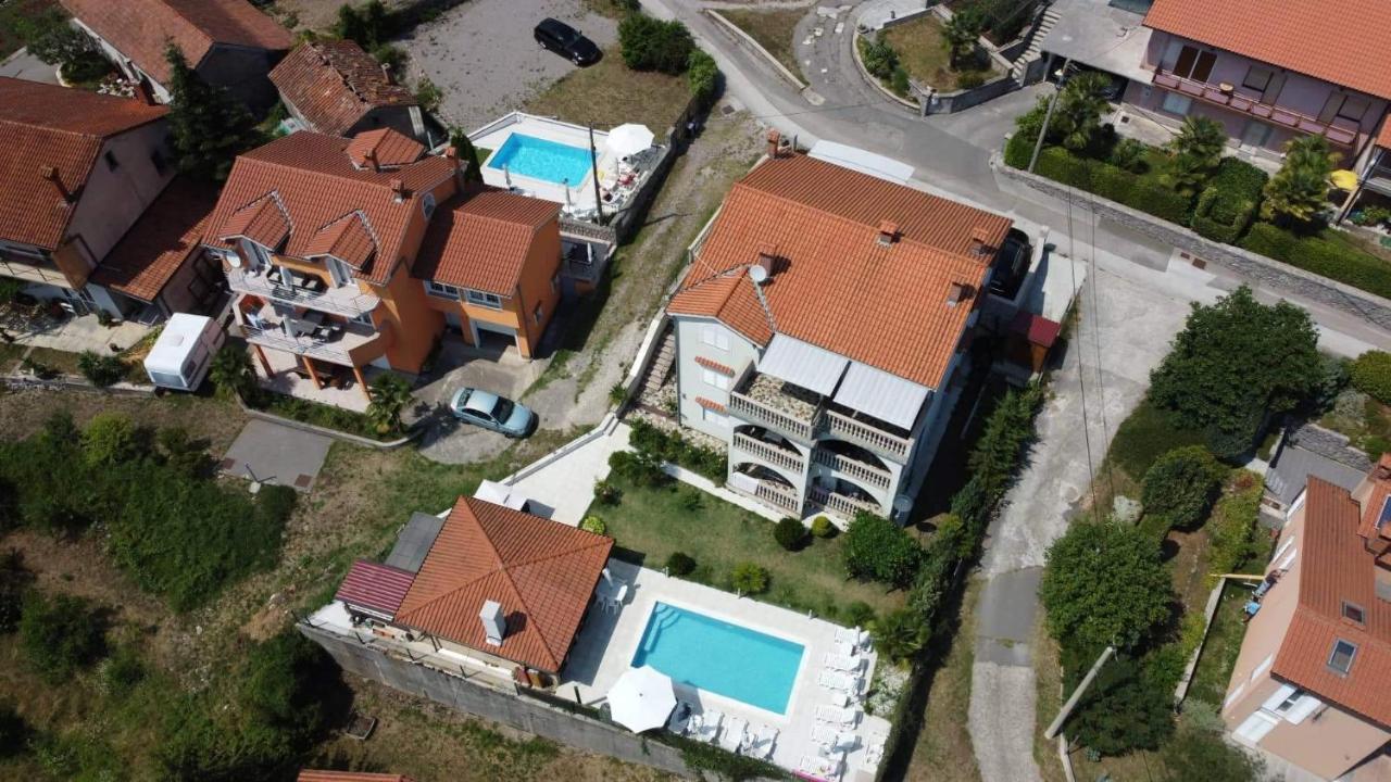 אופטיה Apartments Ljubas מראה חיצוני תמונה