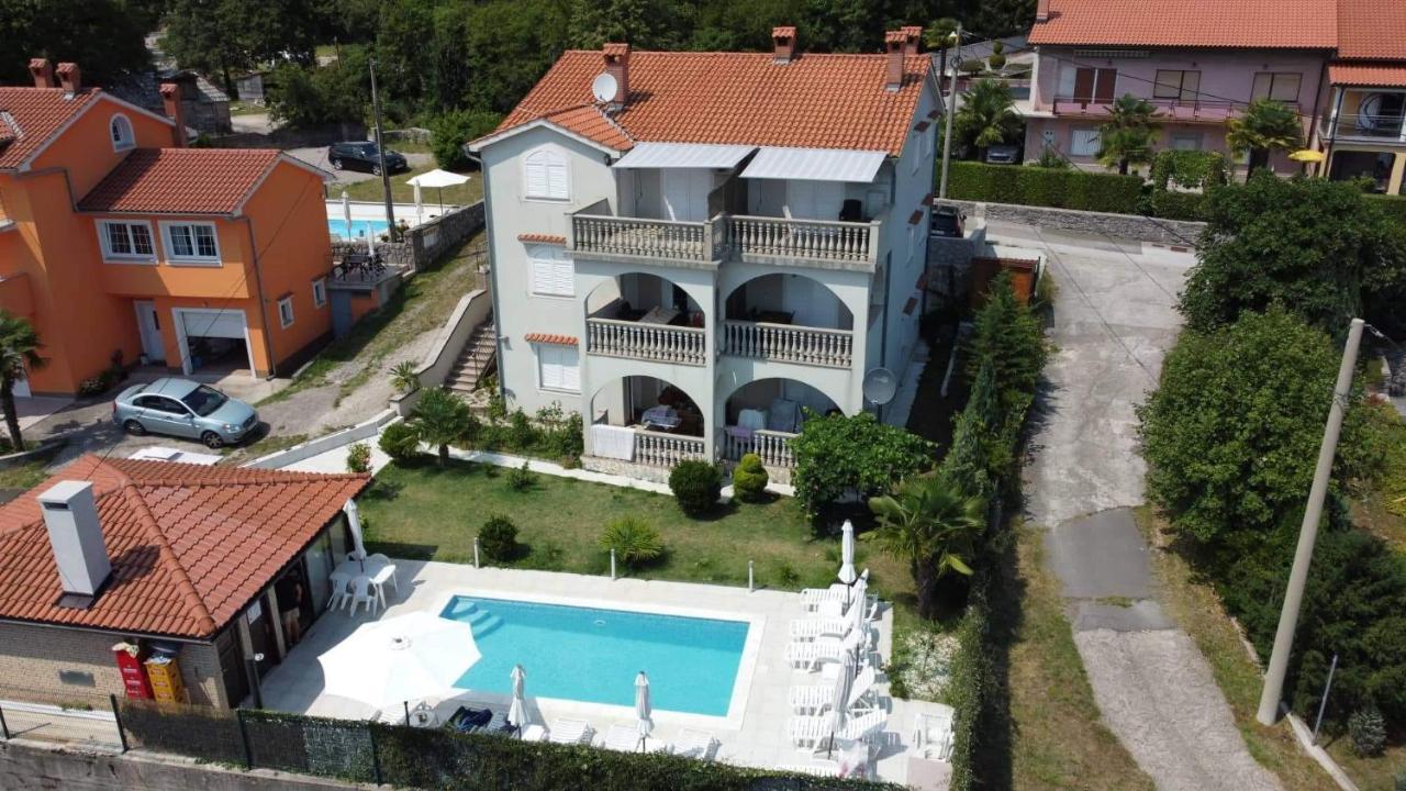 אופטיה Apartments Ljubas מראה חיצוני תמונה