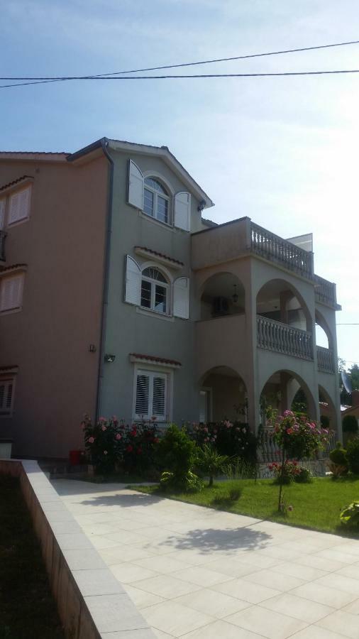 אופטיה Apartments Ljubas מראה חיצוני תמונה