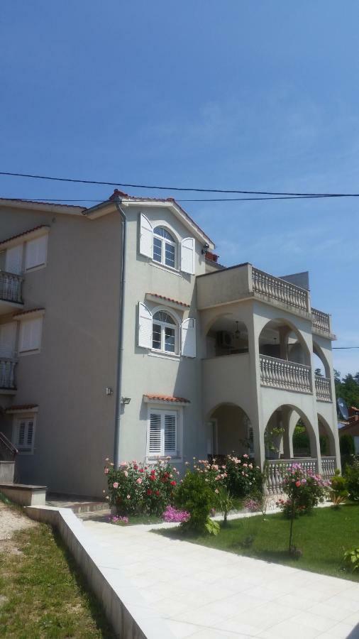 אופטיה Apartments Ljubas מראה חיצוני תמונה