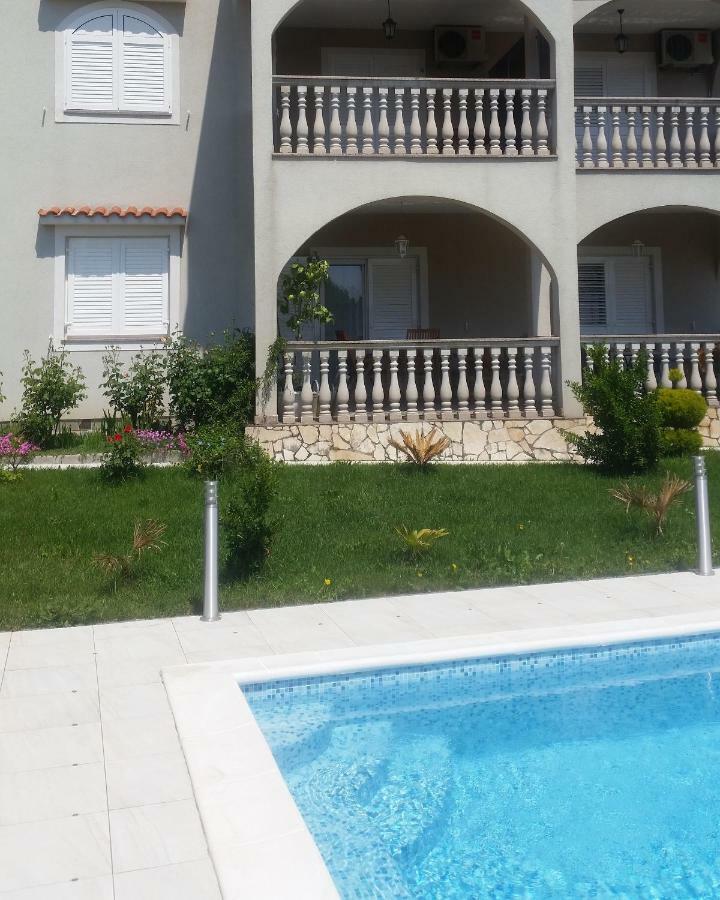 אופטיה Apartments Ljubas מראה חיצוני תמונה